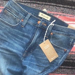 Madewell high-rise jeans • SIZE 27 • NEVER WORN